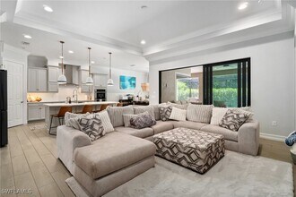 Building Photo - 1431 Mockingbird Dr