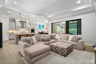 Building Photo - 1431 Mockingbird Dr