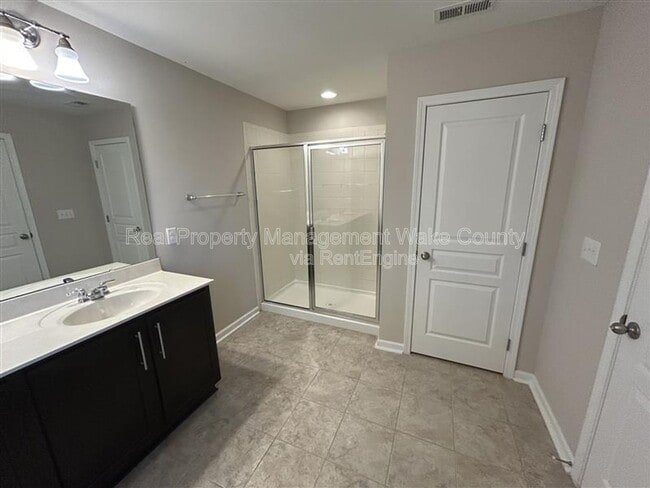 Building Photo - 1428 Glenwater Dr