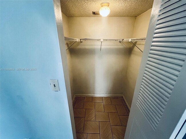 Building Photo - 1820 SW 81st Ave