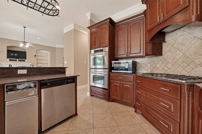 Building Photo - 5934 Solar Point Ln