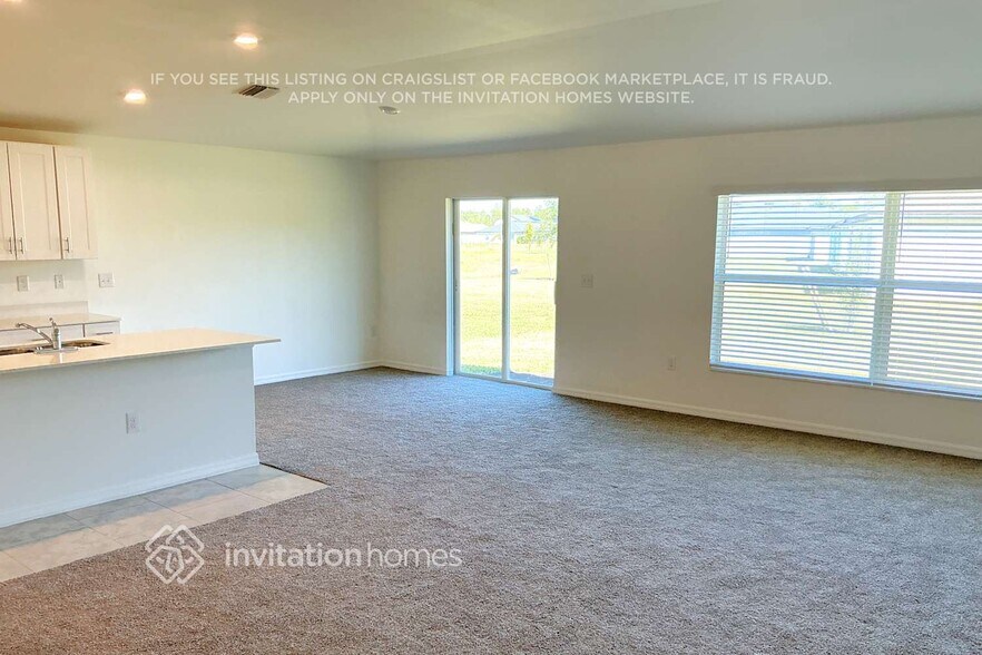 Building Photo - 4275 Palatina Way
