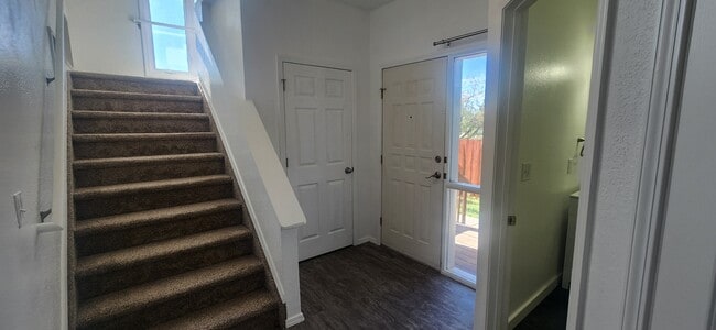Building Photo - 1111 Biehl Dr