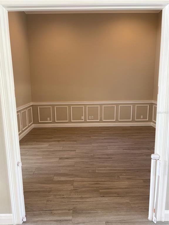 Building Photo - 3265 Hidden Lake Dr