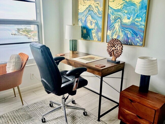 Building Photo - 11111 Biscayne Blvd