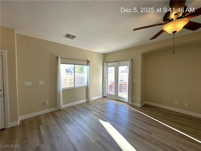 Building Photo - 3413 Robust Robin Pl