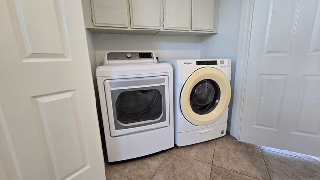 Building Photo - Charming 3-Bedroom Home in Prime Irvine Lo...