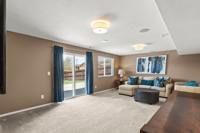 Building Photo - Evolve Real Estate: Meticulous and Luxurious 4 Bedroom + Office + Finished Basement on A Double C...