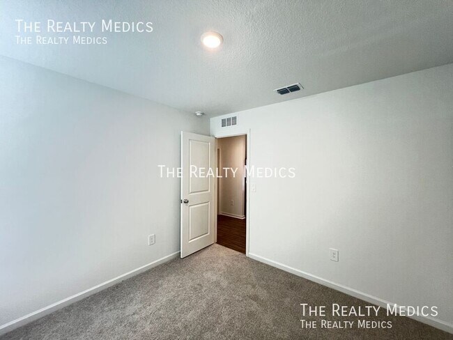 Building Photo - 1241 NW 48th Terrace