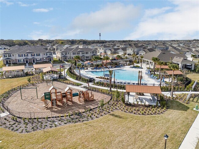 Building Photo - 1749 Southfork Dr