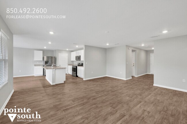 Building Photo - 7063 Abigail St