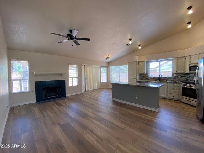 Building Photo - 20826 N 110th Dr
