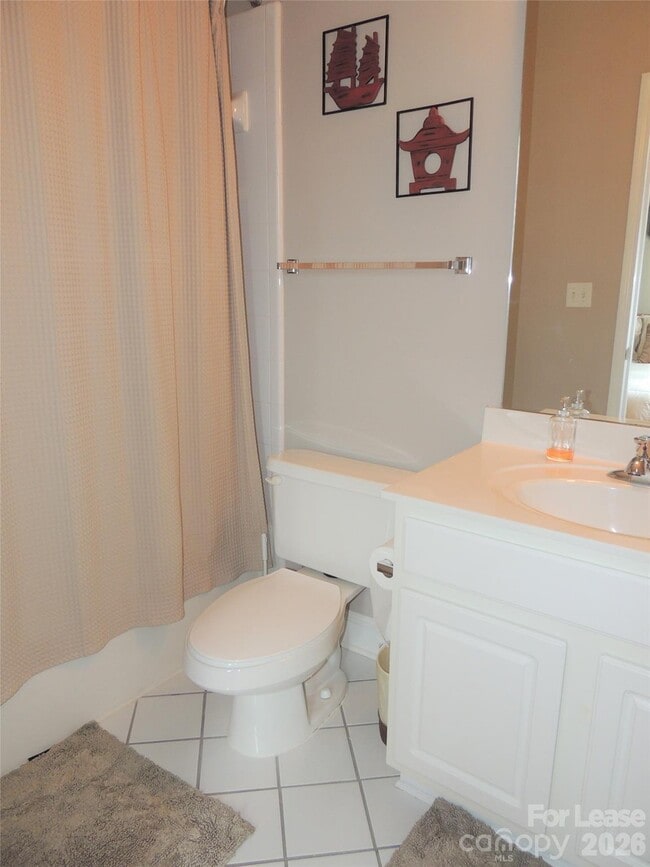 Building Photo - 222 S Torrence St