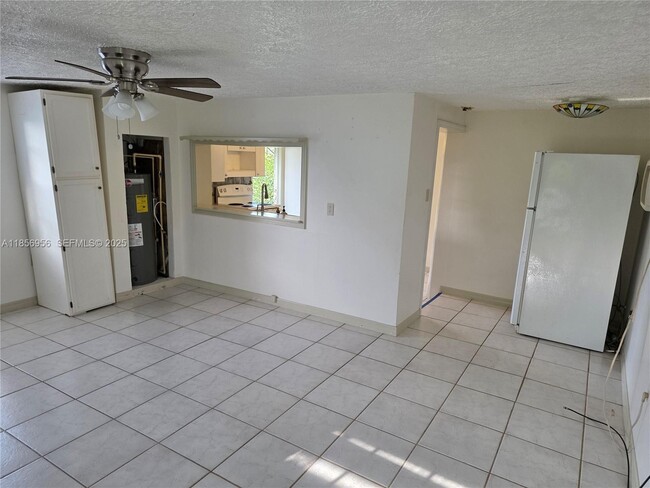 Building Photo - 4321 Kirby Loop Rd