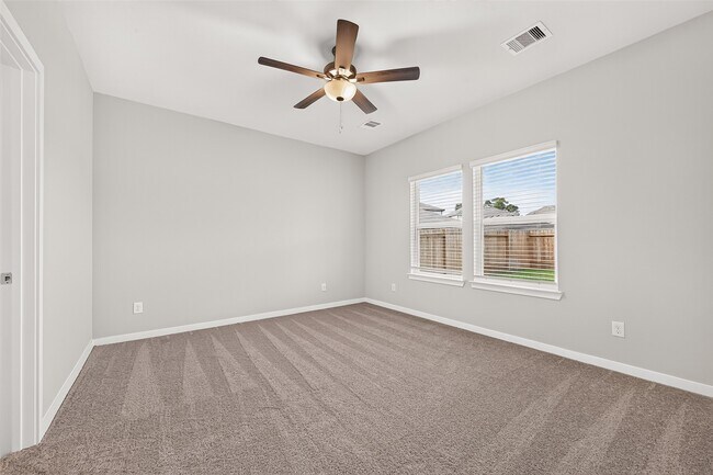 Building Photo - 4042 Bay Ct