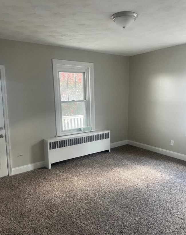 Building Photo - Beautiful 4 Bedroom, 1.5 Bath Colonial Style Home in Central York Schools!