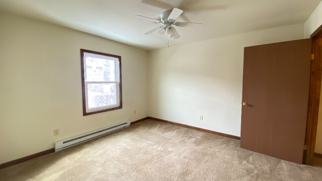 Building Photo - 1949 Western Ave