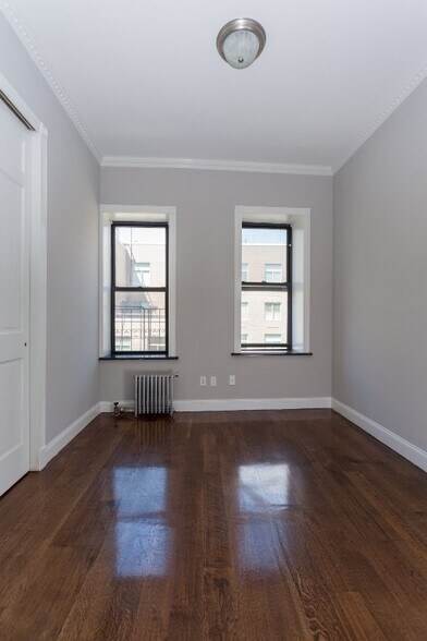 Building Photo - 338 E 100th St