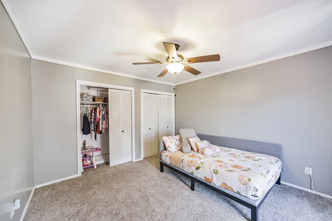 Building Photo - 4708 N Cashel Cir