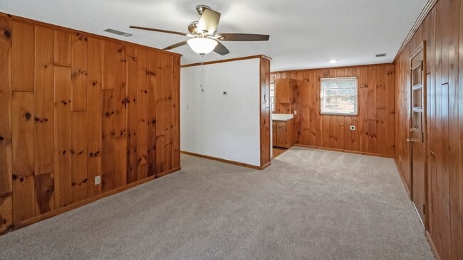 Building Photo - Cozy 3-Bedroom Home with Corner Lot in Rincon