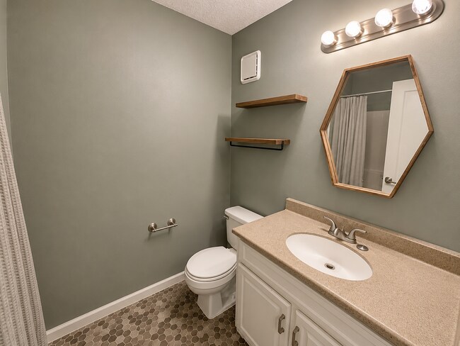 Building Photo - 13459 Zenith Ln