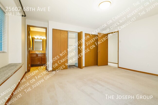 Building Photo - 25602 68th Ave E