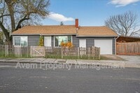 Building Photo - 7405 NE Jonesmore St