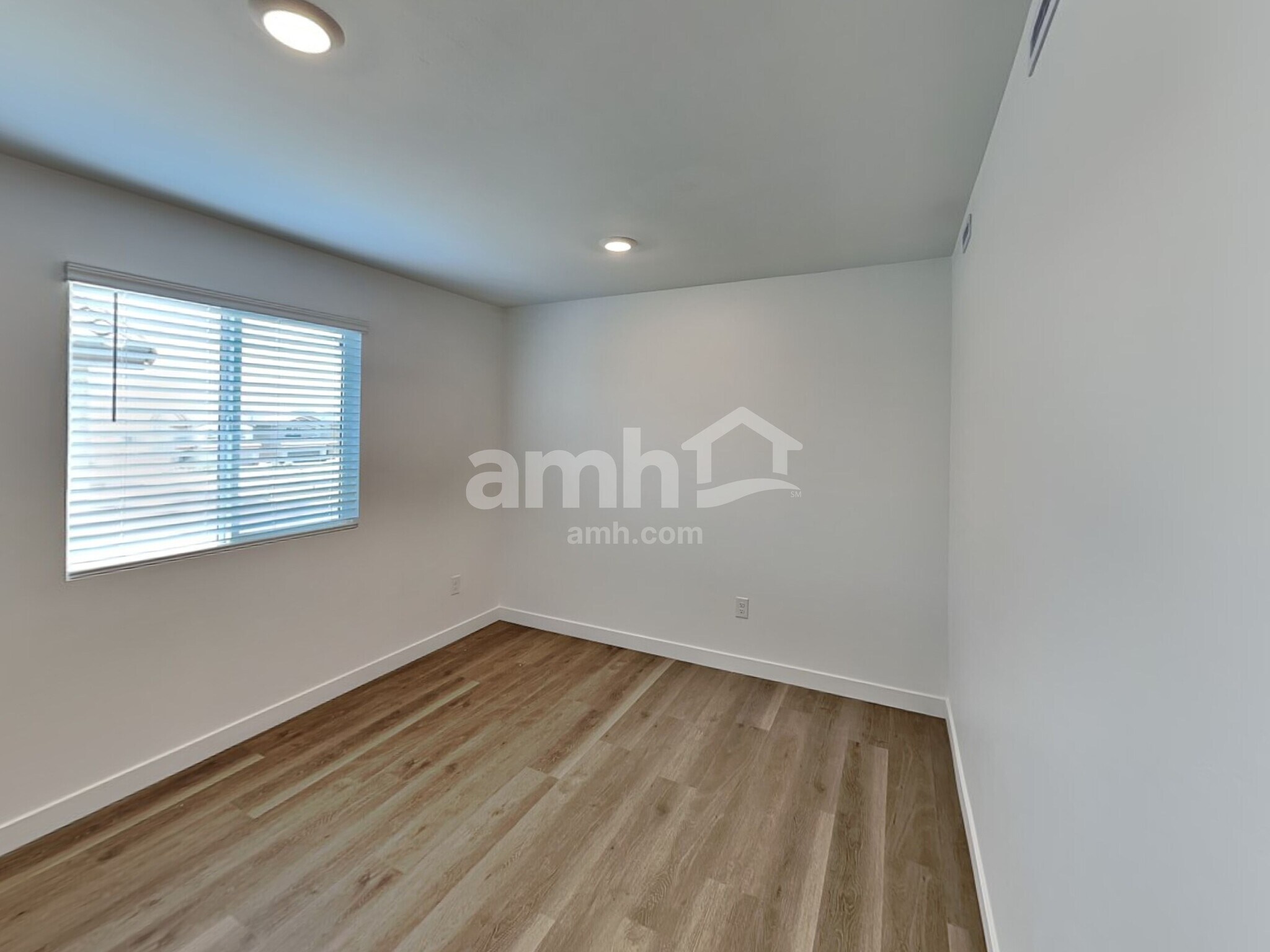 Building Photo - 9677 N Rancho Lozano