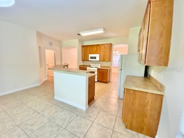 Building Photo - 705 Ravenshill Way