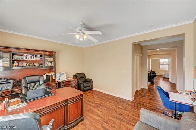 Building Photo - 2708 Langlade Ave