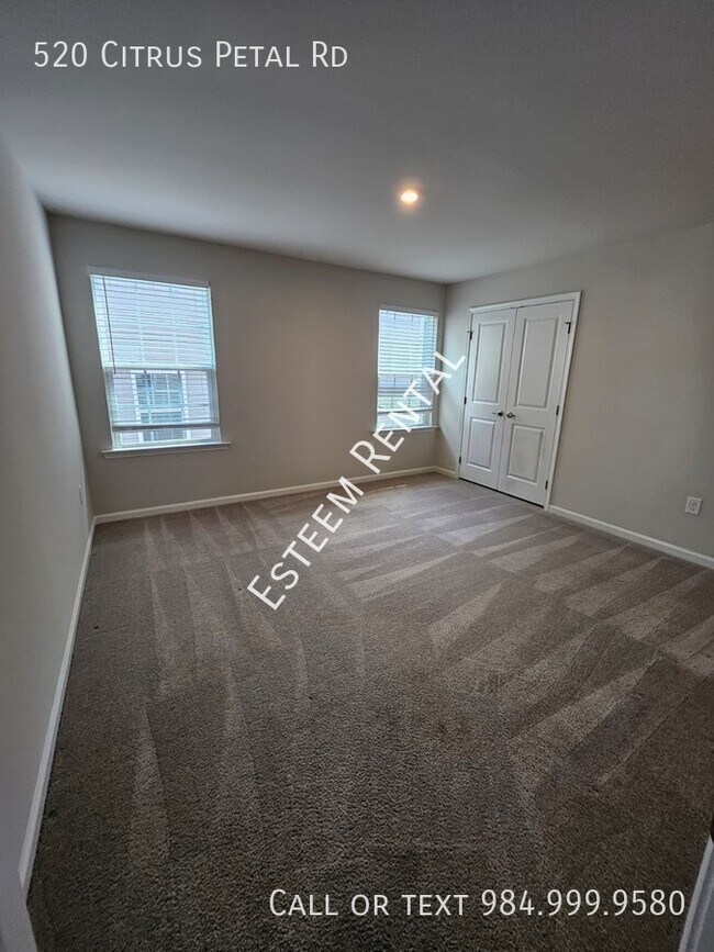 Building Photo - 520 Citrus Petal Rd