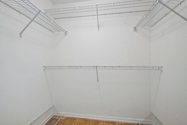 Building Photo - 2803 Sarento Pl