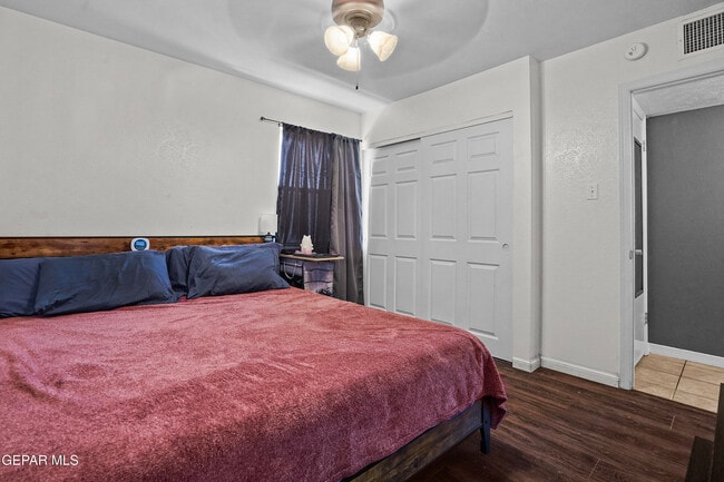 Building Photo - 5516 Fairbanks Dr