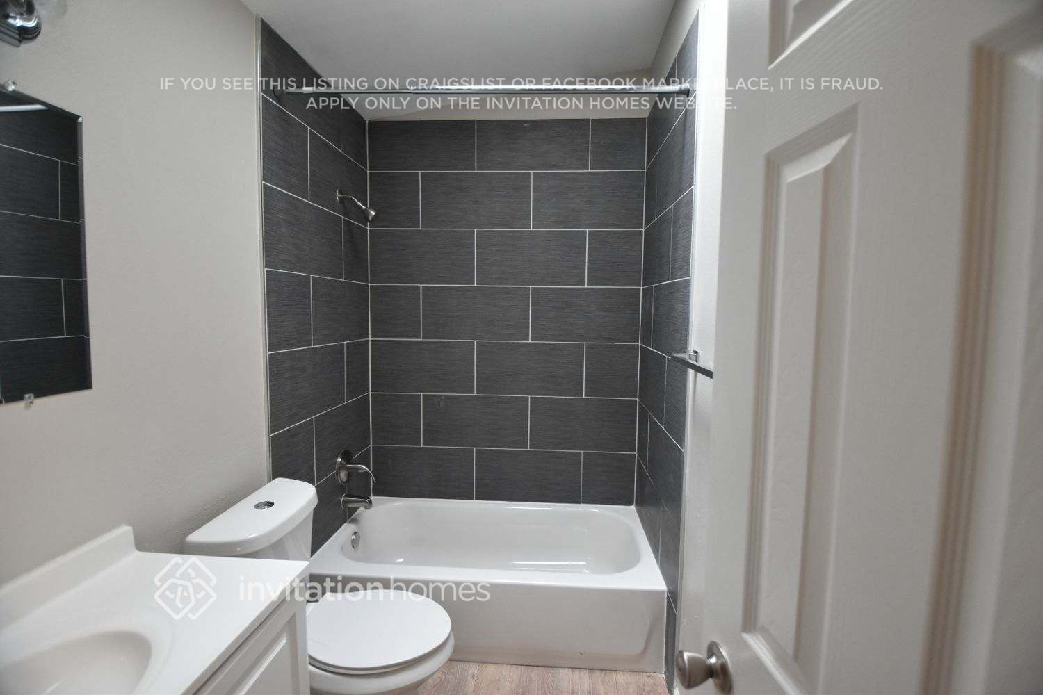 Building Photo - 12444 Country Meadows Dr