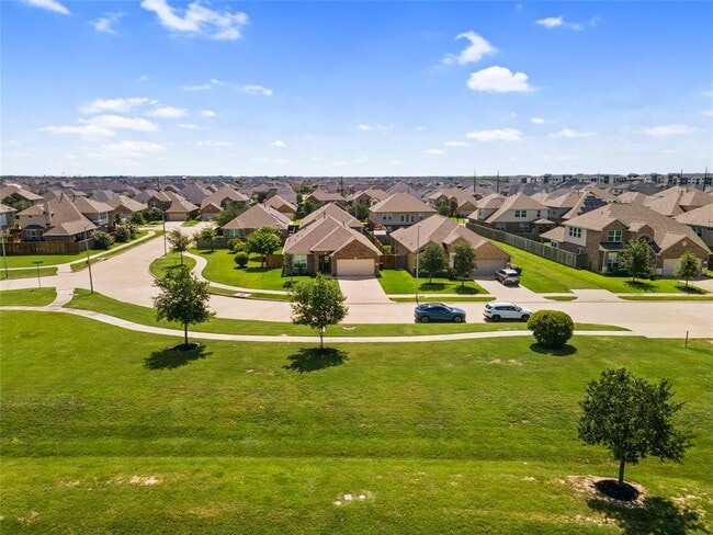 Building Photo - 1807 Harmony Bend Ln