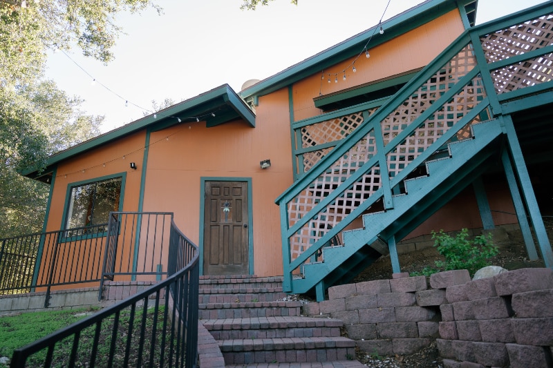 Building Photo - 16851 Hay Dr