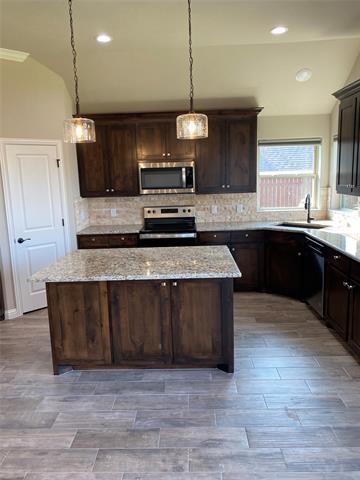 Building Photo - 3005 Promenade Dr