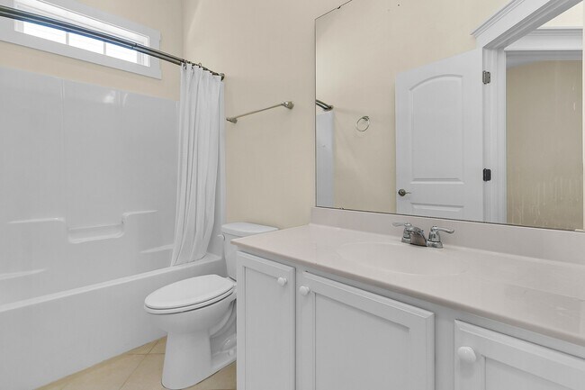 Building Photo - 3688 Maidstone Dr