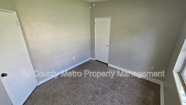 Building Photo - 1232 Linda Ln