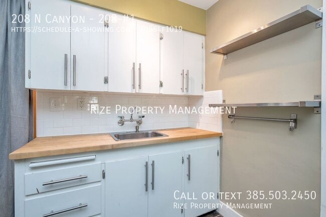 Building Photo - 208 N Canyon-208-#1