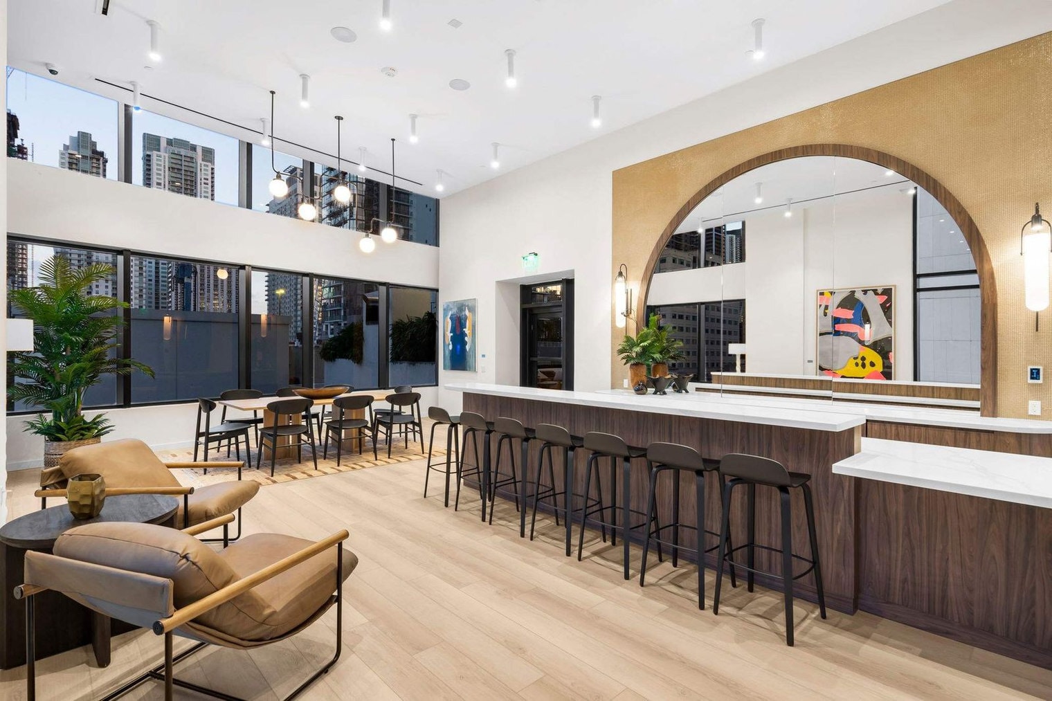 Building Photo - 225 N Miami Ave