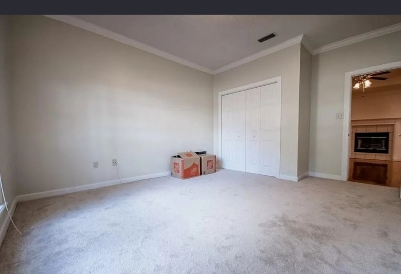 Building Photo - 2 Lake Laurie Dr