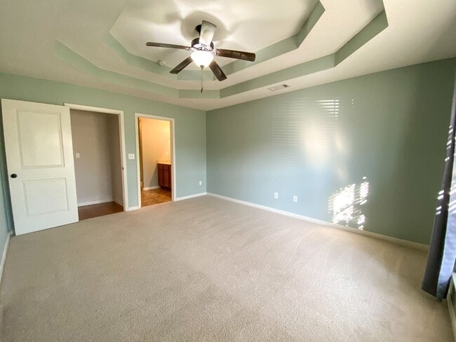 Building Photo - 3 bedroom 2 bath with a Bonus room in Arli...
