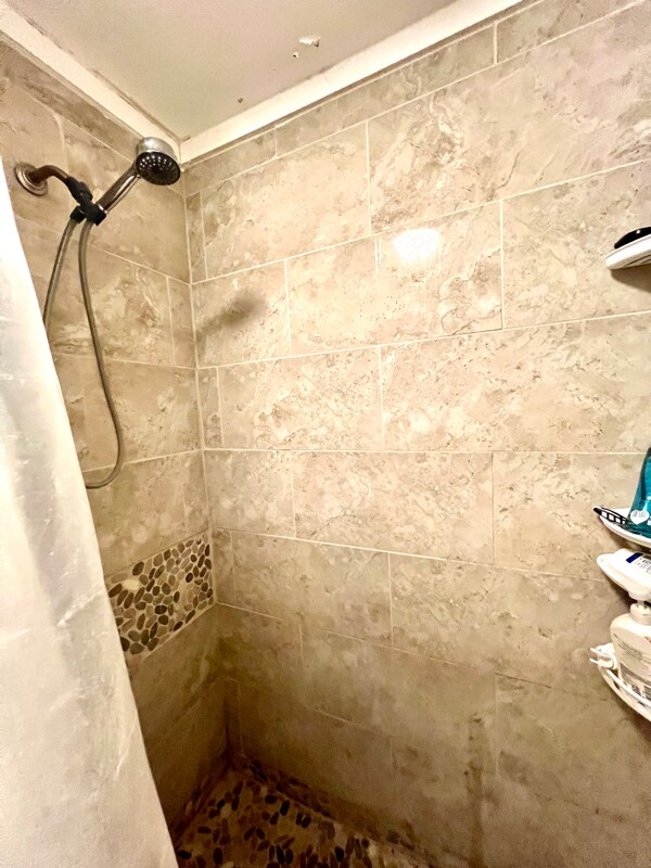 Building Photo - 12116 Lamont Dr