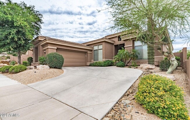 Building Photo - 11473 E Blanche Dr