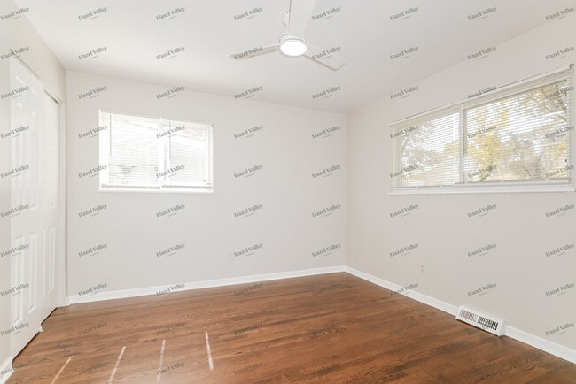 Building Photo - 2720 Flamingo Dr