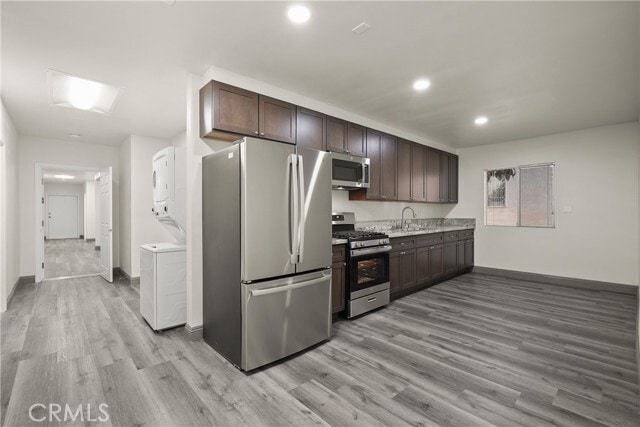 Building Photo - 14335 Hamlin St