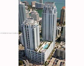 Building Photo - 1050 Brickell Ave