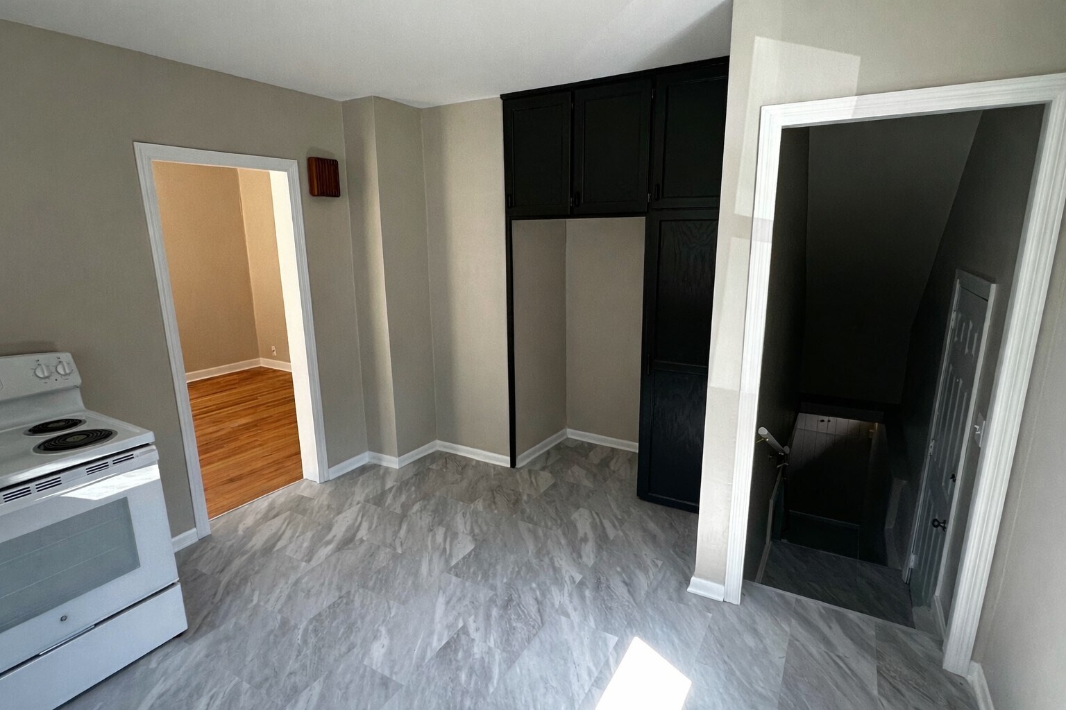 Building Photo - 1713 Sheridan St