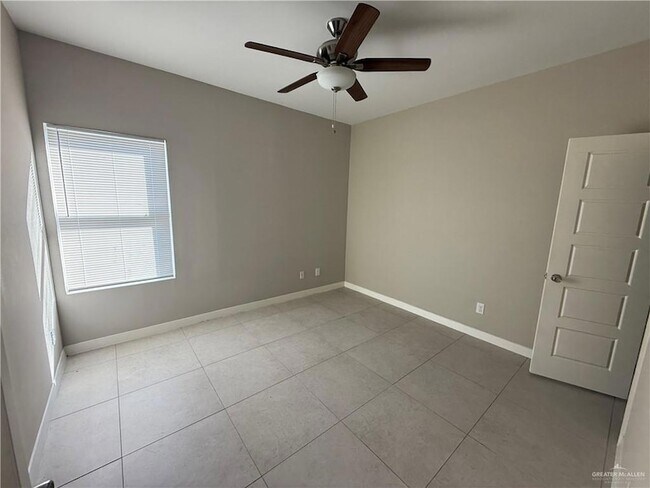 Building Photo - 3420 Golden Nugget